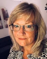 Sonya Erwin's Instagram, Twitter & Facebook