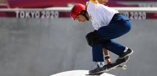 On a skate trip to vista, california, with her fellow brazilian skateboarding teammates, dora varella takes the time away from rip apart the … read more on dewtour.com. Uwd1lygws2yuhm