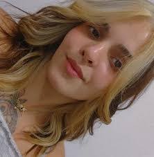 Carol Wabiszczewicz's Instagram, Twitter & Facebook