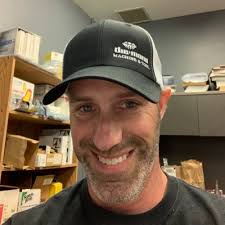 Jay Bowles (@jaygbowles)