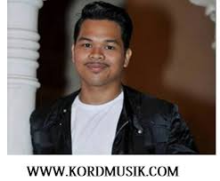 Jika 'ku radio dan engkau lagunya dan aku putarkan hingga semua terleka begitulah kita dit. Kunci Gitar Aizat Amdan Sampai Ke Hari Tua Lirik Dan Kuci Gitar Terbaik