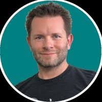 Carrie Runnals's Instagram, Twitter & Facebook