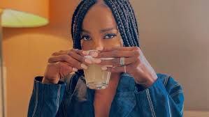 The instagram of the popular music star seyi shay and celebrity seems to have been hacked. Seyi Shay Says She S Fine With A Cheating Partner Now News Ghana