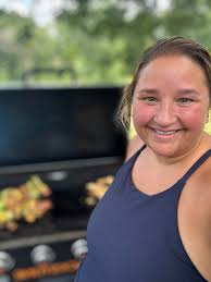 I am NOT a photographer. I can make videos all day long, but taking  pictures is something I'm really working on! It's not only that I'm not  really great at it, I