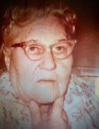 Judy Bratcher's Instagram, Twitter & Facebook