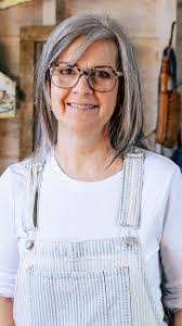 Milly Carr's Instagram, Twitter & Facebook