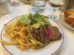 El entrecot (del francés entrecôte, 'entre costillas', intercostal) es un corte de carne de la región dorsal, que contiene un músculo o más bien un conjunto de músculos del llamado erector spinae, el cual recorre la espina dorsal de los mamíferos. Relais De Venise City Of London Branch City Of London Restaurant Reviews Photos Phone Number Tripadvisor