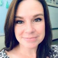 Jennifer Begley's Instagram, Twitter & Facebook