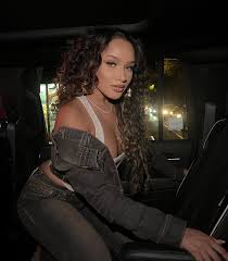 Jaylen Barron - Free pics, galleries & more at Babepedia