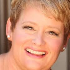 Kristi Erdman's Instagram, Twitter & Facebook