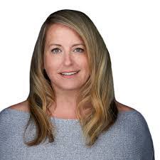 Komal Vij's Instagram, Twitter & Facebook