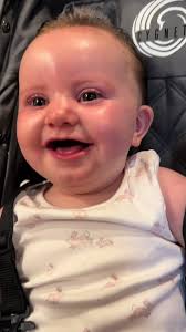 Learned her how to say oh shit😭🤣🤣🤣🤣  #fyp#foryoupageofficiall#babylaughing#babyfunnymoments#viral