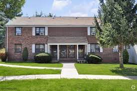 View different styles, amenities, & specials in your desired search area. Richfield Village Apartments For Rent In Clifton Nj Forrent Com