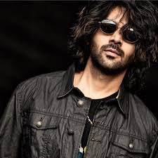 Jab Mummy Papa ne bday pe surprise kiya ...❤️🥺 @ Mumbai, Maharashtra