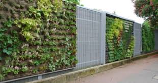 Vertical Gardening Larmschutzwand Frankfurter Palmengarten Wird Grun Larmschutzwand Garten Holzzaun Vertikaler Garten