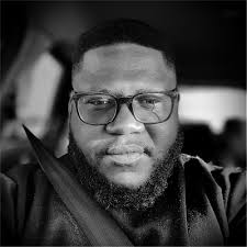 Feeling Overwhelmed by AI News? You're Not Alone. Every week, it feels like  there's a new AI breakthrough. New tools. New models. New updates.  Companies are racing to launch AI-powered products… |