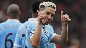 Psg mengambil inisiatif serangan sejak menit awal dan tak memberikan city kesempatan mengembangkan permainan, baru menit kedua, psg punya kans lewat neymar yang mendapat bola dari kylian mbappe di sisi kiri. Samir Nasri Could Psg Do It On A Monday Night At Stoke Eurosport