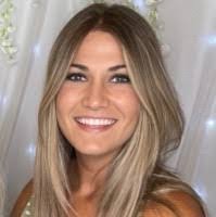 Stephanie Ringgold's Instagram, Twitter & Facebook