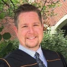 Tina Ell's Instagram, Twitter & Facebook