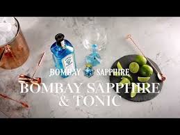 Gin Tonic How To Make A Bombay Gin Tonic Bombay Sapphire Recipe Gin Based Cocktails Gin Cocktails Classic Gin Cocktails
