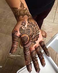 Peacock Mehndi Designs 31 Unique Designs To Try In 2019 Lifestyle Henna Designs Hand Peacock Mehndi Designs Mehndi Art Designs