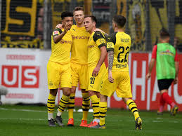 Bitte achtet auf einen angemessenen umgangston. Sc Freiburg 0 4 Borussia Dortmund Report Ratings Reaction As Bvb Close Bundesliga Gap To 1 Point 90min