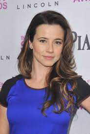 Linda Cardellini Celebrities Beautiful Celebrities New Girl