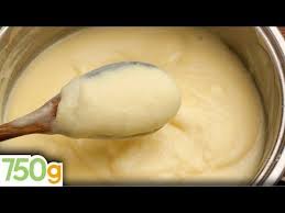 Bonjour A Tous Pour Ce Dimanche Je Vous Propose Une Recette D Un Gateau Que J Ai Toujours Ache En 2020 Recette Creme Patissiere Creme Patissiere Facile Recette Creme