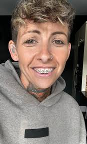 Help a girl out we have 3 choices 🤍- White 🖤