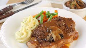 Sirloin With Mushroom Sauce Recipe Unilever Food Solutions Id Recipe Makanan Resep Makanan Steak