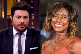 Danilo Gentili se emociona ao falar de Glória Maria e relembra 'beijo' na  jornalista: "privilégio"