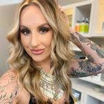 Heather Tormey's Instagram, Twitter & Facebook