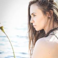 Emilee Ash (emilee_ash)