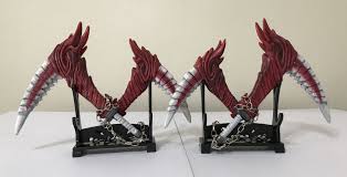 Pin By Christina Le On Cosplaying Around Monster Hunter Cosplay Monster Hunter Monster Hunter World