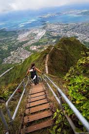 (bgo) the actual lore of the heaven stairway incident | original creator commented. Haiku Stairs Wikipedia