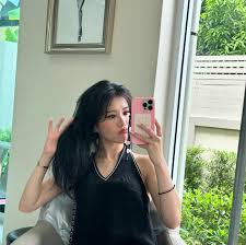 Photo posted by Pimnalin Arunanondchai (@juneyjunie)