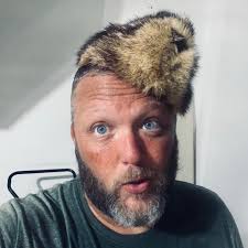 A 19-year-old Yarmouth man was arrested after police say he tried to rob a  woman at an L.L. Bean parking lot.