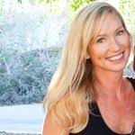 Deana Deen's Instagram, Twitter & Facebook