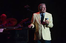 Tony bennett's bio and facts like biography, famous for, net worth, facts, wiki, married, wife, children, spouse, family, tour, died, health, age, height, awards. Tony Bennett Wikipedia