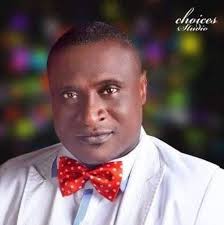 Good Afternoon Everyone God bless you all just Been talking to A friend  Henry Murry and he's having chest pain and tierd. He. Needs your Prayers  please Nèed to Remember All.of the