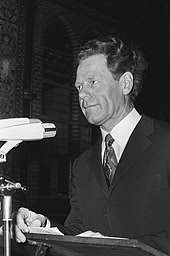 Hans küng (pronounced ˈhans ˈkʏŋ; U56fxtnkrwxrhm