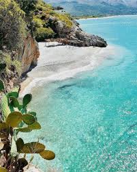 From dutch albanië, from byzantine greek ἀλβανία (albanía). Tout Ce Que Vous Devez Savoir Pour Organiser Votre Voyage Et Visiter L Albanie Albanie Voyage Albanie Photos Voyages