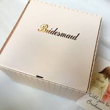 ¡los regalos que no pueden faltar al momento de buscar un obsequio para los novios! Cajas Personalizadas Para Regalos De Dama De Honor Lote De 5 Unidades De Cajas Para Regalos De Boda Novia Fiesta Color Rosa Blanco Negro Rojo Y Gris Envoltorios Y Bolsas De Regalo