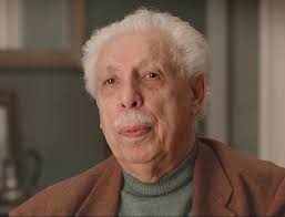 درگذشت دکتر سیروس آموزگار برای همه ی آنان که در ساختن ایران نقش داشتند  بسیار تأسف انگیزاست. از دست رفتن زنده یاد سیروس آموزگار را به خانواده  گرامیش صمیمانه تسلیت می گویم.