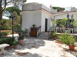 L'agenzia elena immobiliare propone in vendita meraviglioso indipendente di 70 mq sito a san vito lo capo suddiviso in piano terra, primo e terrazza. Casa Solaria In Affitto A San Vito Lo Capo