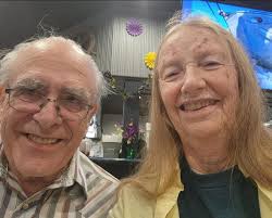 I recently found out that I have a half sister who is 71 and lives in  😄cococConnCConnecticutconnconnetetiquetteetiquettenoetiquet