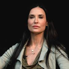 Her father charles harmon left her mother virginia king before demi was born. Demi Moore Spricht Uber Ihre Vergewaltigung Als 15 Jahrige Stern De