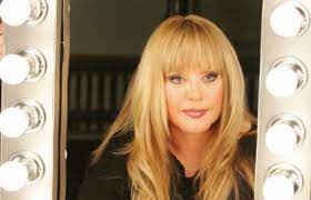В сети снова появилась информация, что алла пугачева умерла. Alla Pugacheva Umerla Vechnaya Pamyat V Socsetyah Soobshili O Fejkovoj Smerti Pevicy