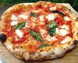 Pin By Ivan Dvorak On Food And Drink Margherita Pizza Italy Pizza Italian Pizza Recipe