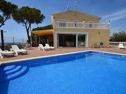 Alquiler de casas en lloret de mar para tus vacaciones. Casas Rurales En Lloret De Mar Baratas Hundredrooms